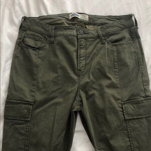 Old Navy Dark Olive Cargo Rockstar Pants